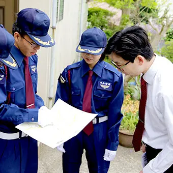 親切で丁寧な警備